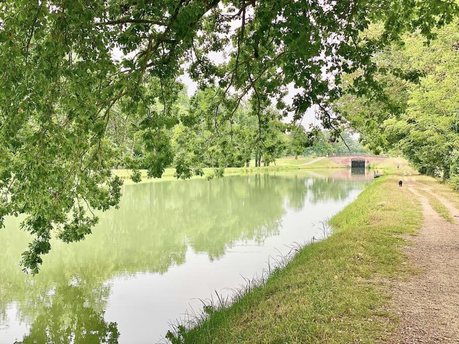 Voyage Au Canal - Parking Clim Netflix Amazon Montauban Exterior foto